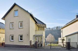 Einfamilienhaus kaufen in 35781 Weilburg, Seltene Gelegenheit: Einfamilienhaus mit Einliegerwohnung und großem Garten in Weilburg-Ahausen