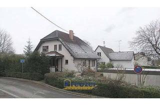 Haus kaufen in 88709 Meersburg, Gepflegt * Hell * Großzügig * EFH mit Einliegerwohnung + Garage und 2 Außenstellplätze!