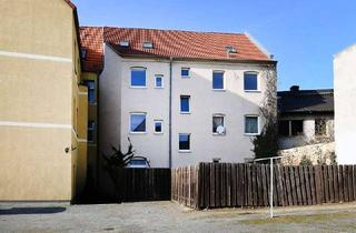 Anlageobjekt in 06449 Aschersleben, Mehrfamilienhaus mit hohem Renditesteigerungspotential in zentraler Lage von Aschersleben!