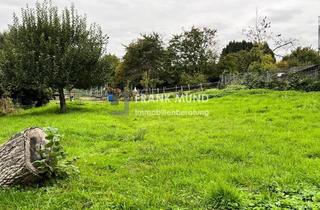 Grundstück zu kaufen in 41189 Mönchengladbach, Großes Baugrundstück mit aufstehender Gebäudesubstanz in MG-Wickrathberg