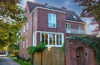 Villa kaufen in 26382 Wilhelmshaven, Stadtvilla mit Renovierungsbedarf