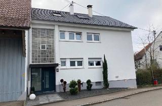 Mehrfamilienhaus kaufen in 73240 Wendlingen, Wendlingen am Neckar - Mehrfamilienhaus mit 3 Wohnungen (komplett saniert)