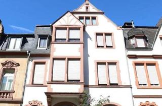 Wohnung kaufen in 54295 Trier, Trier - Dachgeschosswohnung, Speestraße 18 Trier Süd, 46m2 Denkmalschutz