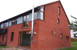 Doppelhaushälfte kaufen in 31749 Auetal, Auetal - Doppelhaushälfte im Auetal mit Doppelcarport und Kamin BJ 1995