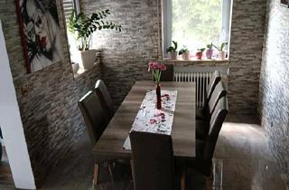 Haus kaufen in 88444 Ummendorf, Ummendorf - Zweifamilienhaus mit Einliegerwohnung