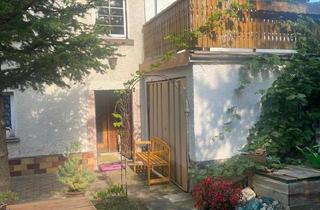 Einfamilienhaus kaufen in 09430 Drebach, Drebach - Einfamilienhaus mit Balkon, 2 Garagen