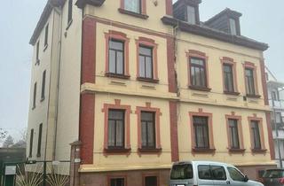 Mehrfamilienhaus kaufen in 04600 Altenburg, Altenburg - MFH 5WE möbliert + Grundstück mit 2 Garagen und Garten