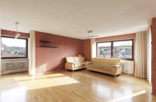 Wohnung kaufen in 71263 Weil der Stadt, Lichtdurchflutete barrierefreie 4-Zimmer-Wohnung mit tollem Ausblick, Balkon und Aufzug
