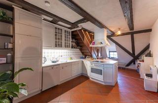 Wohnung kaufen in 72202 Nagold, Zeitlose Romantik trifft modernes Wohnen – 2,5-Zimmer-Maisonette mit Herz und Geschichte