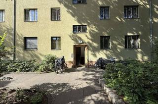 Wohnung kaufen in Laehr'scher Jagdweg 30, 14167 Zehlendorf, Wohnen im Grünen mit Potenzial: Optimal geschnittene Wohnung unweit des Heinrich-Laehr-Parks!
