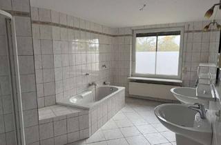 Wohnung mieten in 25712 Burg, Großzügige 3,5-Zimmer Erdgeschosswohnung in ruhiger Lage!