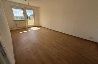 Wohnung mieten in Kantstraße 23b, 01445 Radebeul, Neu und frisch nach Sanierung- bereit für den Erstbezug im Grünen!