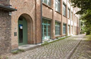 Wohnung mieten in Seelbuschring 13 b, 12105 Mariendorf, Traumhaftes Wohnen auf drei Etagen – direkt am idyllischen Teltowkanal!