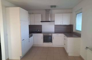 Wohnung mieten in Amsterdamer Straße, 67069 Edigheim, Kernsanierte exklusive 3 1/2 Zimmer Dachgeschosswohnung mit Loggia und Einbauküche