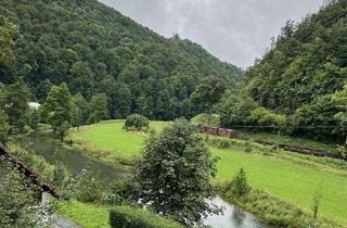Haus kaufen in 91327 Gößweinstein, Vielseitiges Zweifamilienhaus mit Gartenidylle in Gößweinstein / Behringersmühle, Top Lage
