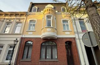 Haus kaufen in 47918 Tönisvorst, Altbau-Charme in Top-Lage