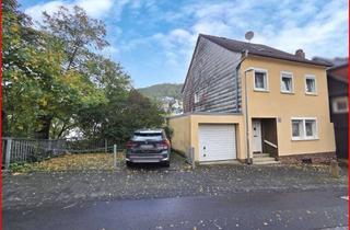Einfamilienhaus kaufen in 55743 Idar-Oberstein, Einfamilienhaus in zentraler Lage