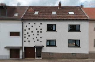 Mehrfamilienhaus kaufen in 66333 Völklingen, Ruhig & doch zentral – Mehrfamilienhaus in guter Wohnlage von Völklingen-Heidstock