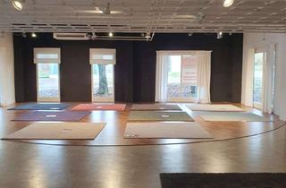 Gewerbeimmobilie kaufen in 73433 Aalen, Attraktives Geschäftsgebäude als Ausstellungs-/Verkaufsfläche in Aalen nahe B29/A7 zu verkaufen