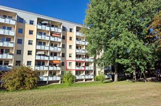Wohnung kaufen in 08062 Neuplanitz, 3-Raumwohnung mit Balkon in guter Lage von Zwickau