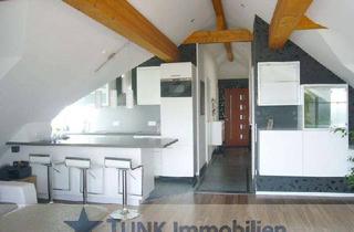 Wohnung mieten in 63755 Alzenau, Schicke junge 2,5-Zi.-DG-Wohnung mit Balkon und Blick über Alzenau!