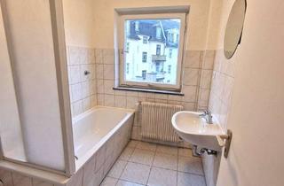 Wohnung mieten in Roonstr., 95028 Innenstadt, Neu renovierte 3-Zimmer-Wohnung im 3.Obergeschoss