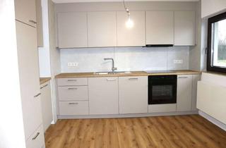 Wohnung mieten in 35452 Heuchelheim, Schöne, großzügige 4 1/2-Zimmer-Mietwohnung in Heuchelheim mit Einbauküche u. Balkon, Ortsrandlage