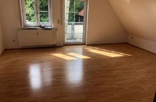 Wohnung mieten in 72582 Grabenstetten, Schöne 3-Zimmer-Dachgeschosswohnung mit Balkon und EBK