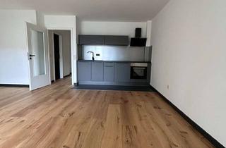 Wohnung mieten in Gabelsberger Straße, 08233 Treuen, Erstbezug nach Sanierung*Charmante, helle Wohnung mit offener Einbauküche und bodentiefen Fenstern*