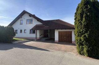 Haus kaufen in 78655 Dunningen, Familientraum in bevorzugter Wohnlage - Charmantes Zweifamilienhaus mit Einliegerwohnung