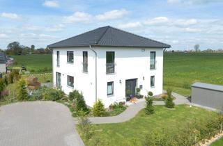 Villa kaufen in 25348 Glückstadt, Neuwertige Stadtvilla mit Energieeffizienz A+ in Elblage