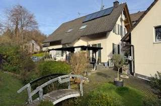 Haus kaufen in 57250 Netphen, Netphen Unlinghausen, idyllisch gelegenes Wohnhaus Bj.91 mit hohem Wohnwert und herrlichem Garten