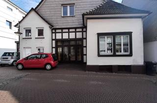 Haus kaufen in 32130 Enger, Nostalgisches Stadthaus 2-3 Wohneinheiten mit Großer Deele naturnah gelegen