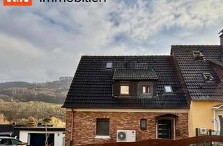 Haus kaufen in 58769 Nachrodt-Wiblingwerde, Hereinspaziert! Saniertes Eigenheim sucht neue Bewohner - DHH mit Garten, 2 Terrassen, Garage