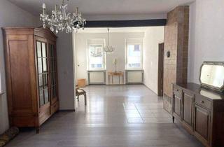 Haus kaufen in 66459 Kirkel, Kirkel - Kirkel-Limbach - Schönes Wohnhaus mit Nebengebäude und 2 Garagen in guter Lage