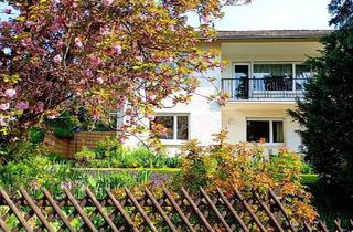 Haus kaufen in 55270 Ober-Olm, Ober-Olm - Zweifamilienhaus mit wunderschönem Garten und Doppelgarage