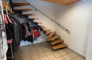 Wohnung kaufen in 63110 Rodgau, Rodgau - Schöne 4-Zimmer-Wohnung plus ausgebauter Dachboden