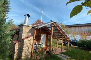 Haus kaufen in 92361 Berngau, Berngau - Erschlossener Baugrund (Kleines Holz Haus ) zu Verkaufen