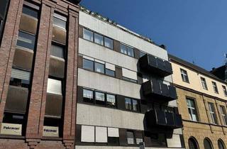 Wohnung kaufen in 41061 Mönchengladbach, Seltene Gelegenheit: 4-Raum-Wohnung vis à vis des Adenauerplatz