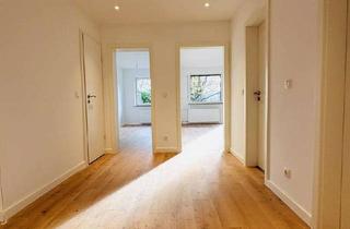 Wohnung kaufen in Treptower Strassse 92, 22147 Rahlstedt, Moderne 3-Zimmer-Wohnung mit großer Terrasse im Hochparterre