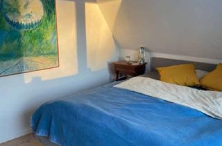 Wohnung mieten in Am Fährberg 10, 24107 Quarnbek, Kleine Dachgeschoss Wohnung am Kanal