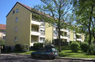 Wohnung mieten in Falkenweg 22, 71634 Ludwigsburg, Ludwigsburg - 3-Zimmer-Wohnung mit Balkon