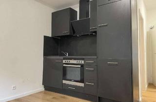 Wohnung mieten in An Der Siedlung 00, 65451 Kelsterbach, Modernes Wohnen in einer renovierten 1-Zimmer Wohnung