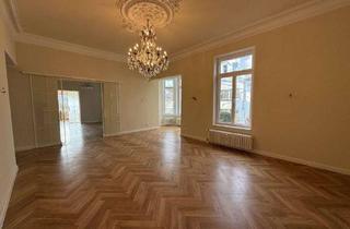 Wohnung mieten in 31737 Rinteln, Genießen Sie großzügiges Wohnen in einer kernsanierten denkmalgeschützten Immobilie!