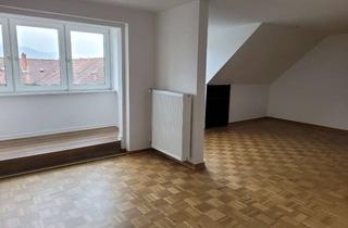 Wohnung mieten in 31812 Bad Pyrmont, Zentrumsnah und ruhig: helle 2-Zimmer Dachgeschosswohnung in Bad Pyrmont