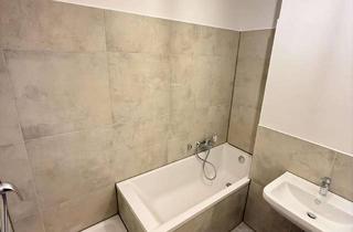 Wohnung mieten in 41239 Schmölderpark, Erstbezug nach Sanierung – Lichtdurchflutete 3-Zimmer-Wohnung in Rheydt mit 2 Dachterrassen!