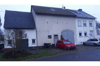 Haus kaufen in 54576 Hillesheim, Wohnhaus mit Nebengebäuden, Garage und schönem Gartenbereich