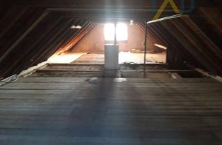 Haus kaufen in 01844 Neustadt, Zweifamilienhaus in der Sächsischen Schweiz: Ausbau vorbereitet, teilentkernt, mit großem Potenzial.