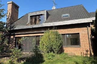 Haus kaufen in In Kuckum, 41812 Erkelenz, großes Ein-/Zweifamilienhaus mit viel Platz für Ihre Familie