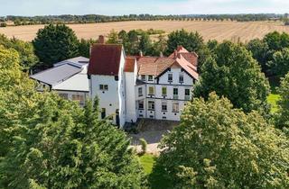 Haus kaufen in 23779 Neukirchen, Ehemalige Meierei mit über 1.500 m² Fläche – Projektimmobilie mit Entwicklungspotenzial